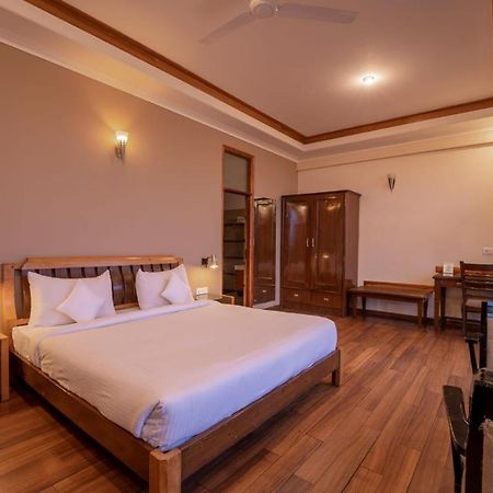 Nature View Resort !! A Four Star Lavish & Luxury Resort Chail Buitenkant foto